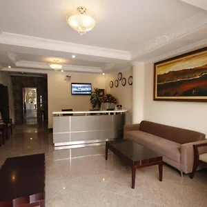 Hotel Caravan